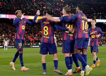 موقف دي يونج وأراوخو من مباراة برشلونة وأتلتيكو مدريد