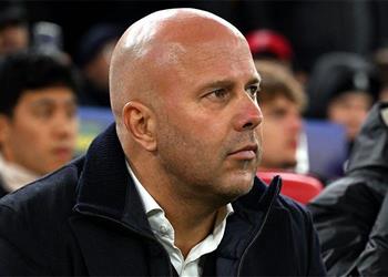 ضربة قوية قد تهدد مستقبل آرني سلوت في تدريب ليفربول