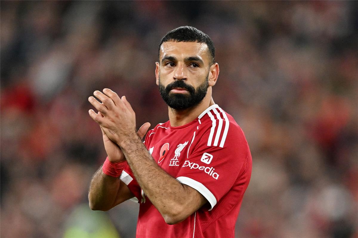 "أهدافه لم تعد تخفي عيبه".. شبكة إنجليزية تطرح سؤالًا خطيرًا بشأن محمد صلاح