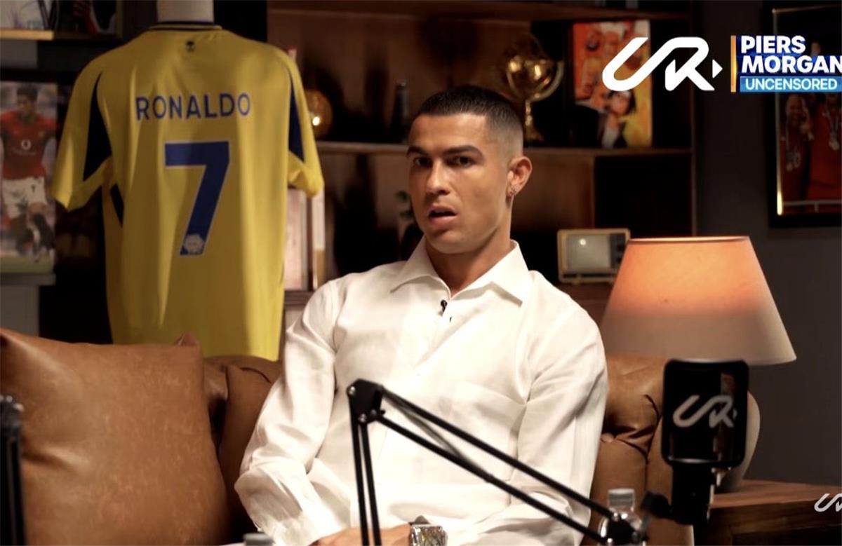 كريستيانو رونالدو يكشف عن النادي الأقرب إلى قلبه طوال مسيرته