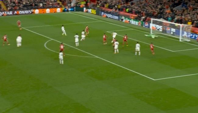 تصدي كورتوا الرائع ينقذ ريال مدريد من هدف بدوري ابطال اوروبا