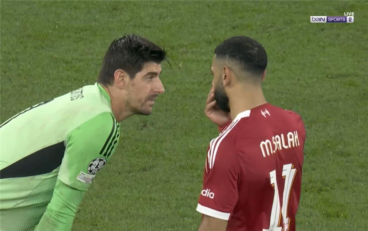 محمد صلاح وكورتوا