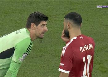 فيديو محمد صلاح وكورتوا يكرران لقطة العادة بعد مباراة ليفربول وريال مدريد