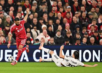 كاريراس عن محمد صلاح واجهت أسطورة وأتعلم لأتمكن من إيقاف لاعبين مثله