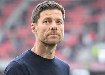 على رأسها ليفربول وبرشلونة ريال مدريد ينافس 10 أندية لضم موهبة جديدة