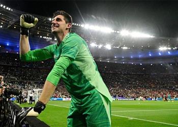 آس ثقة ريال مدريد في كورتوا منعته من التعاقد مع صفقة برشلونة