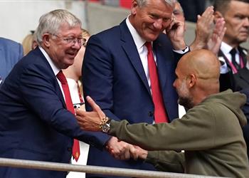 رابطة مدربي الدوري الانجليزي تكرم جوارديولا وفيرجسون يوجه كلمات عاطفية له