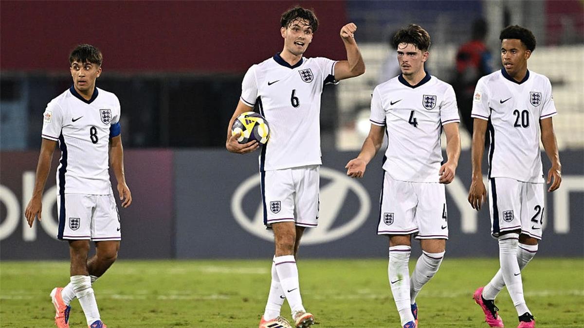 منتخب إنجلترا تحت 17 عامًا