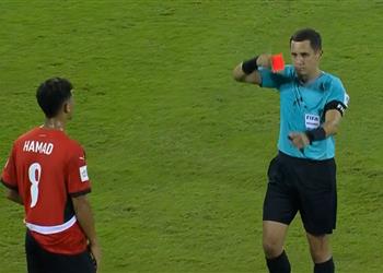 فيديو طرد محمد حمد لاعب منتخب مصر أمام فنزويلا