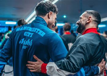 مرموش يحذر ليفربول قبل صدام مانشستر سيتي ويصر ح جمهور مصر متحمس لمواجهتي ضد محمد صلاح