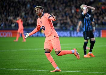 شبكة إنجليزية عضلات لامين يامال سبب إطلاق جماهير كلوب صيحات الاستهجان ضده