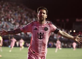 فيديو ميسي يسجل رقم ا قياسي ا في فوز إنتر ميامي الكاسح على ناشفيل بالدوري الأمريكي