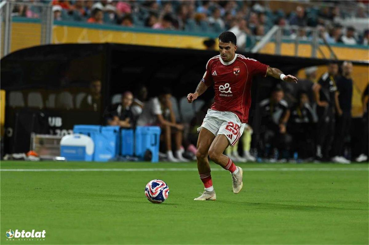 احمد سيد زيزو لاعب الأهلي