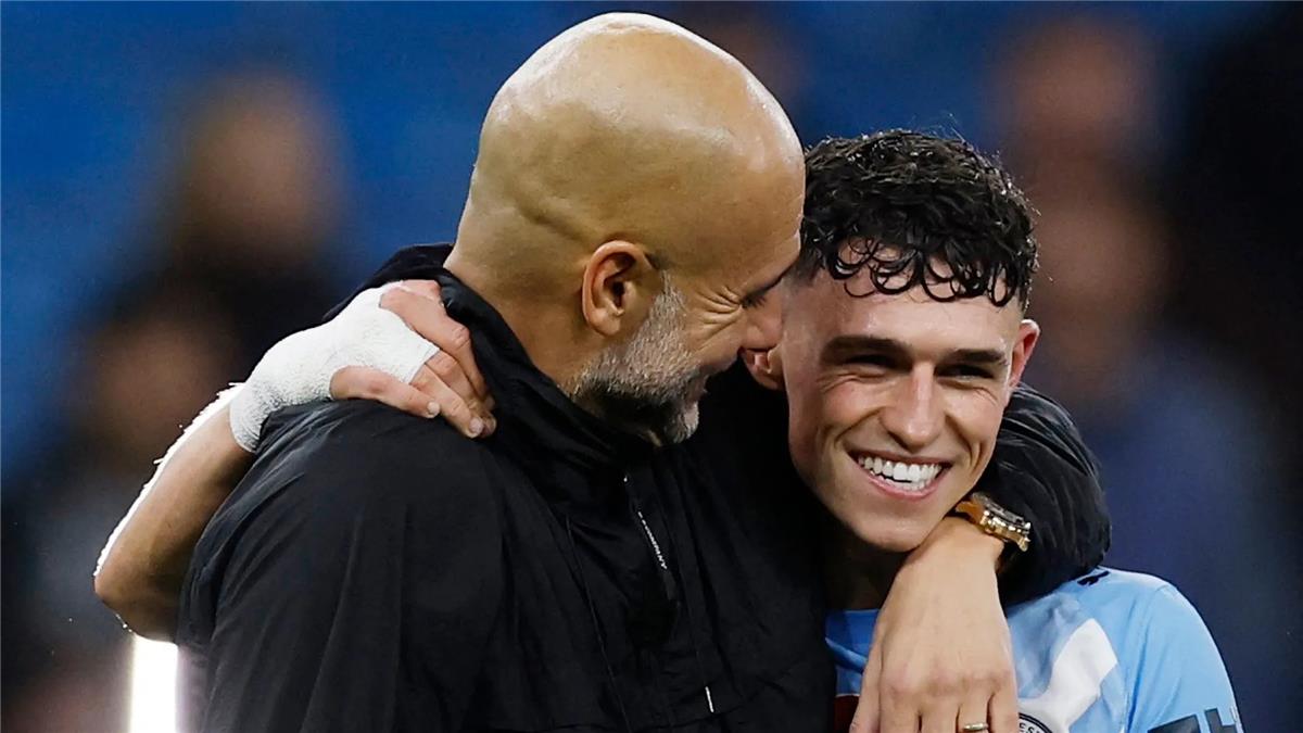 جوارديولا: تلقيت هدية مميزة من لاعبي مانشستر سيتي.. وأتطلع لمعارك أخرى ضد محمد صلاح