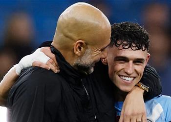 جوارديولا تلقيت هدية مميزة من لاعبي مانشستر سيتي وأتطلع لمعارك أخرى ضد محمد صلاح