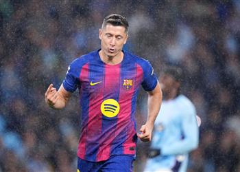 ترتيب هدافي الدوري الإسباني بعد هاتريك ليفاندوفسكي في مباراة برشلونة وسيلتا فيجو