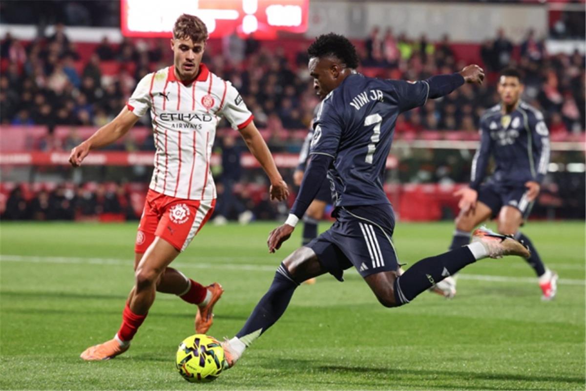 صدام جديد يشتعل بين فينيسيوس جونيور وجماهير الدوري الإسباني