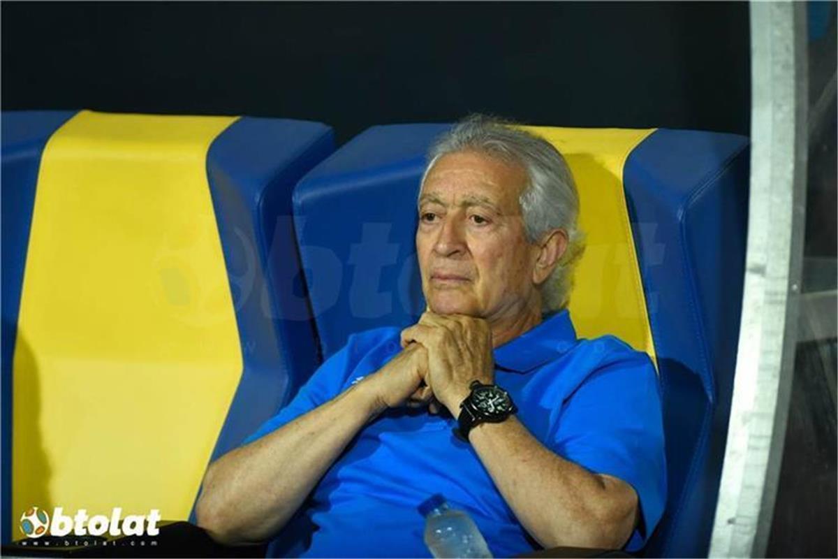 ساعدوني كثيرًا.. حلمي طولان يشيد بثنائي منتخب مصر قبل كأس العرب