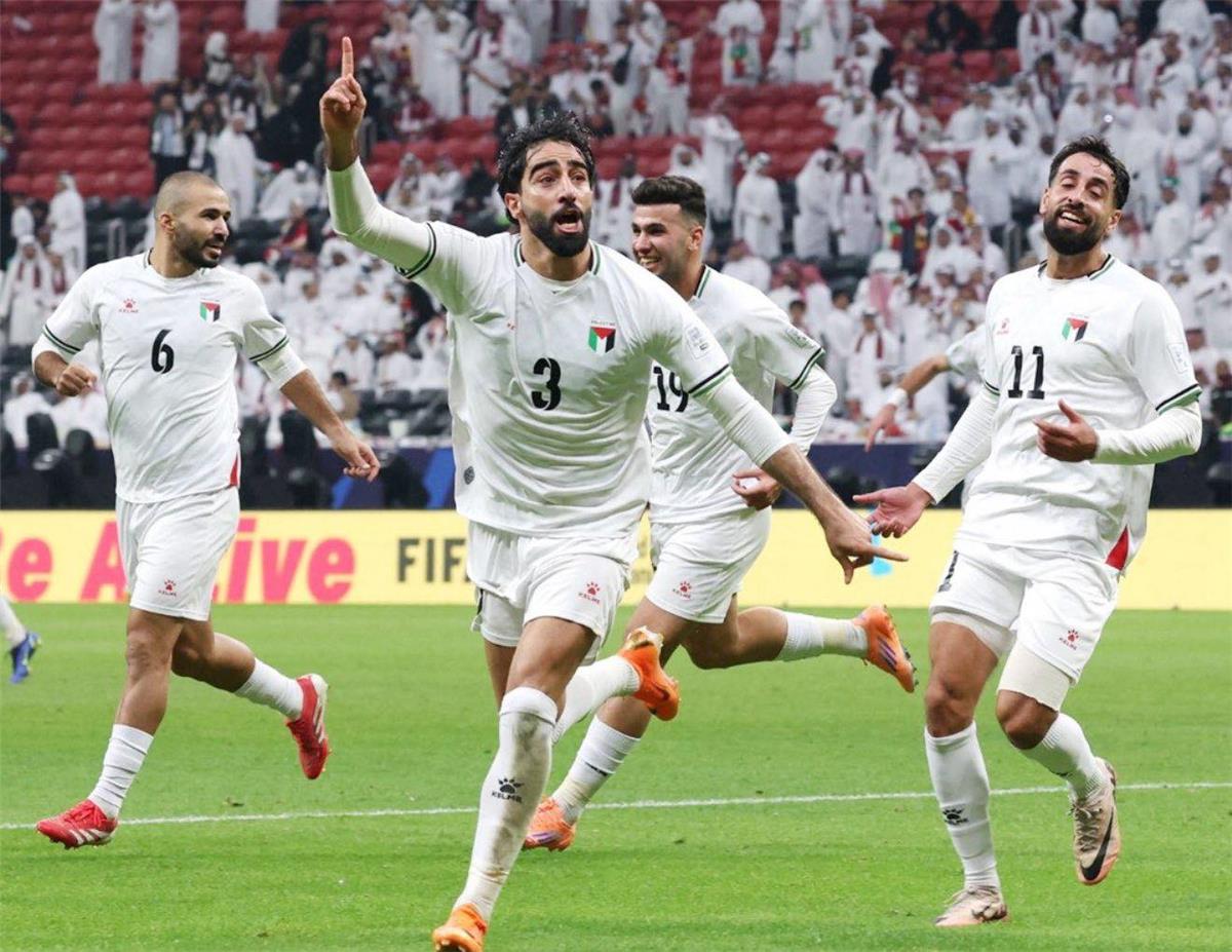 ترتيب المجموعة الأولى في كأس العرب بعد فوز فلسطين على قطر وسوريا أمام تونس