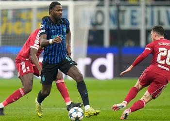 روبرتسون يثير الشكوك حول صحة هدف ليفربول أمام إنتر ميلان ويصر ح مستقبل محمد صلاح لا يخصني