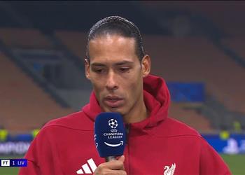 فان دايك يتجنب التورط في أزمة محمد صلاح وليفربول لست المسؤول عمن يعتذر