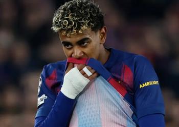 رد فعل غاضب من لامين يامال بعد استبداله في مباراة برشلونة وفرانكفورت