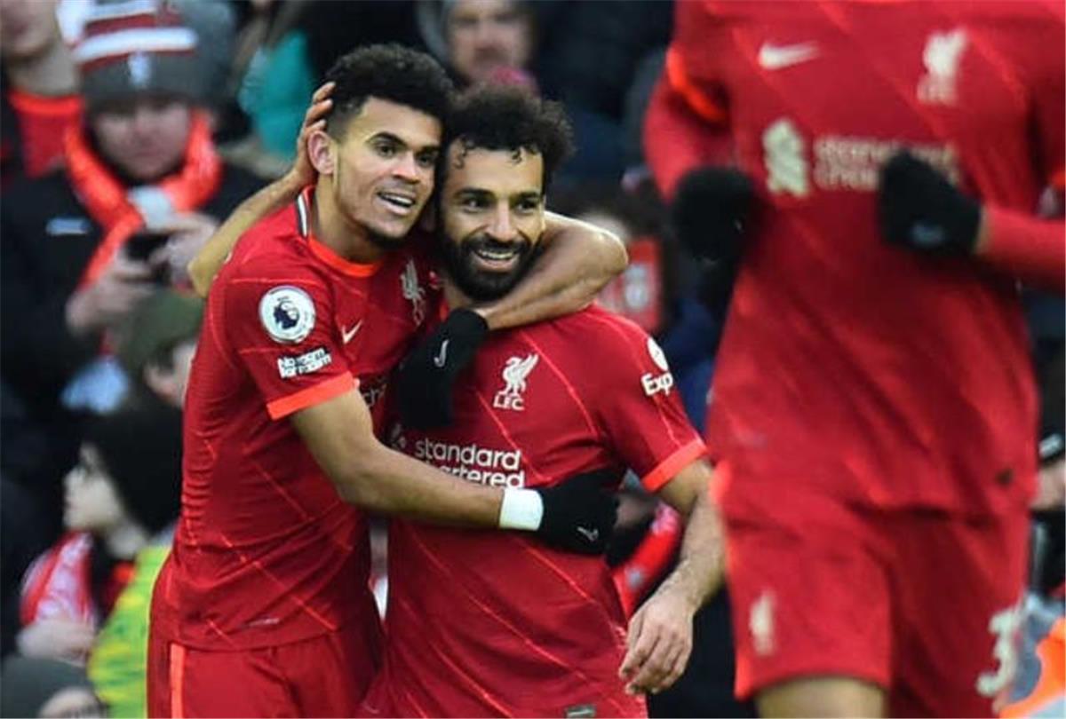 لويس دياز ينهال بالمديح على محمد صلاح: ترك بصمة عميقة في نفسي