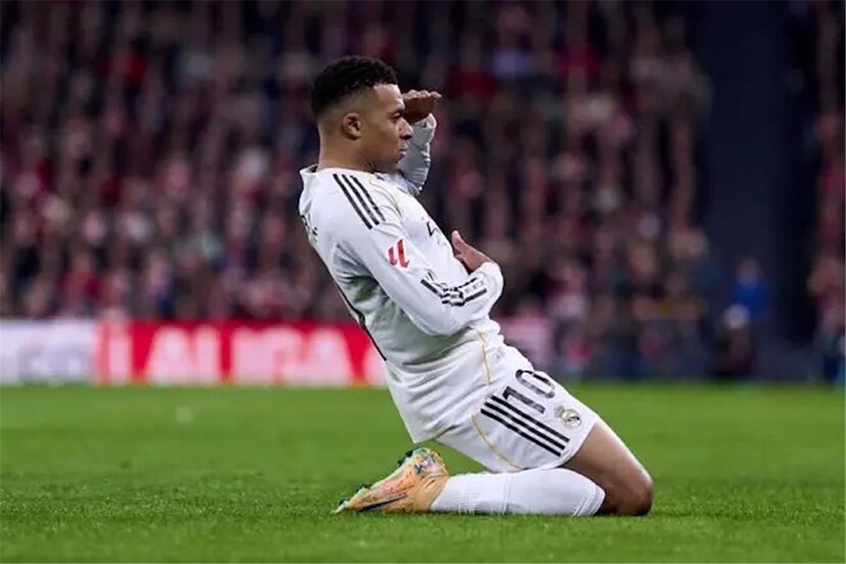 قائمة ريال مدريد لمباراة مانشستر سيتي في دوري أبطال أوروبا.. موقف مبابي