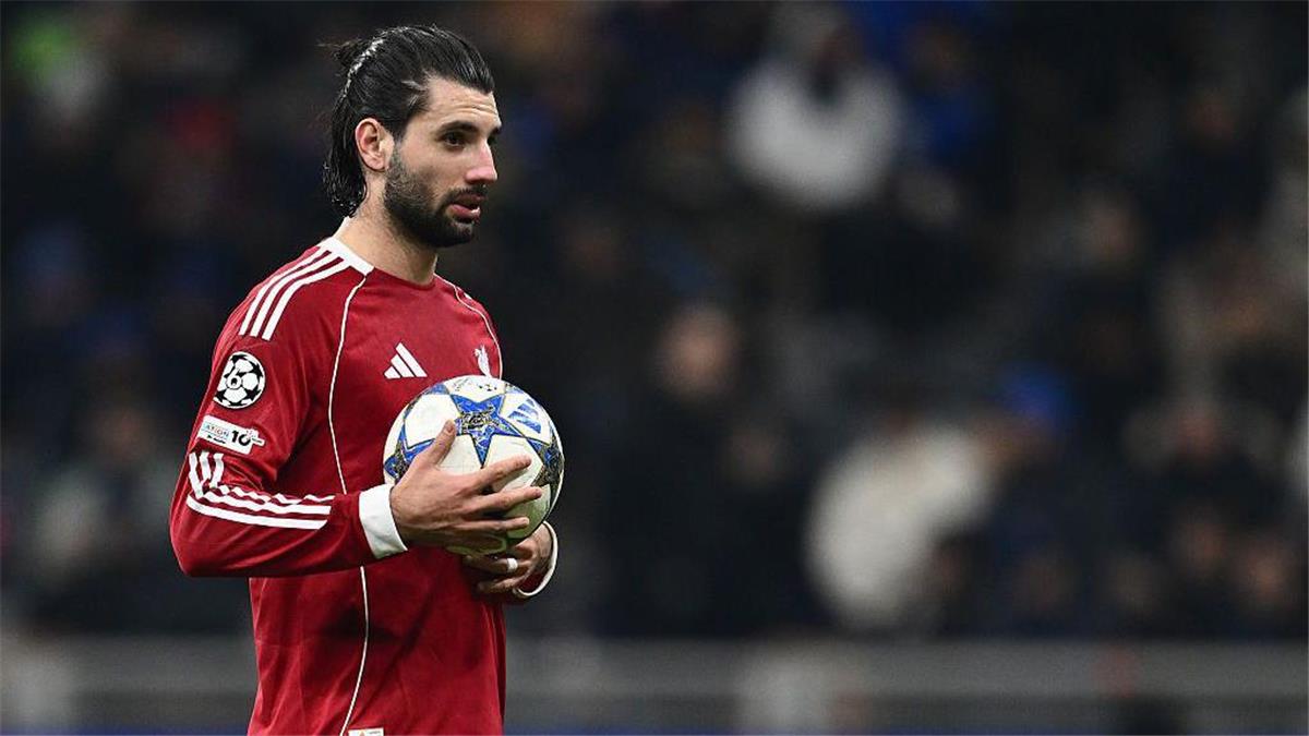 سوبوسلاي عن احتمالية رحيل محمد صلاح من ليفربول: ليس قراري.. وأحبه كثيرًا