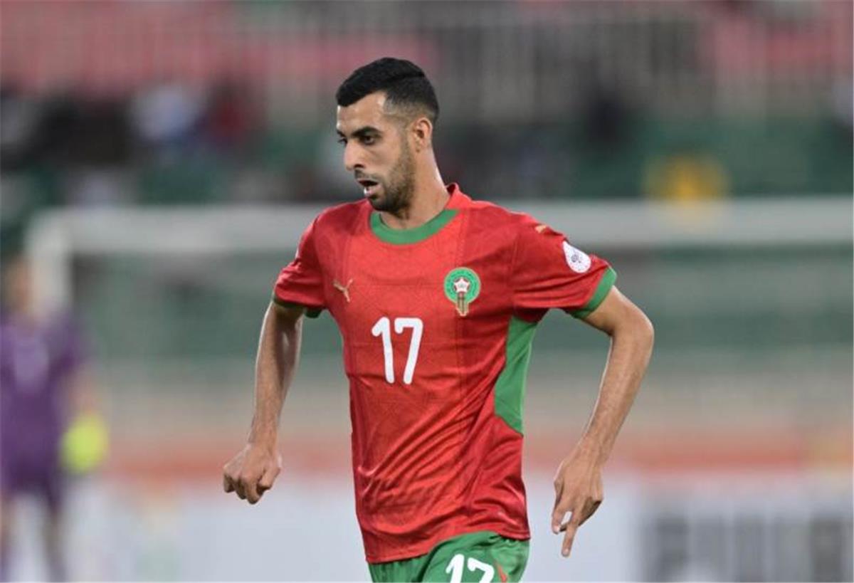 هدف الأهلي.. الرجاء المغربي يكشف تطورًا جديدًا بشأن مستقبل يوسف بلعمري