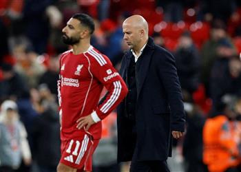 بعد انتهاء جلستهما سلوت يحسم موقف محمد صلاح من مباراة ليفربول وبرايتون