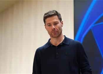 أوليفر كان يوضح سر تراجع نتائج ريال مدريد ويؤكد ألونسو غير مناسب لتدريب الفريق