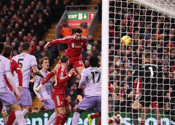 فيديو عودة محمد صلاح إيكتيكي يقود ليفربول للفوز على برايتون بثنائية في الدوري الإنجليزي