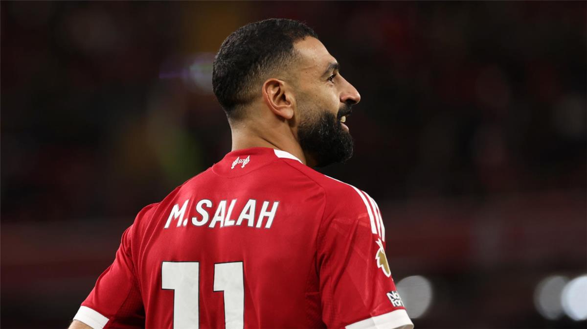 صحف إنجلترا عن مشاركة محمد صلاح في مباراة ليفربول وبرايتون: عاد من المنفى.. وبريقه لم يفارقه