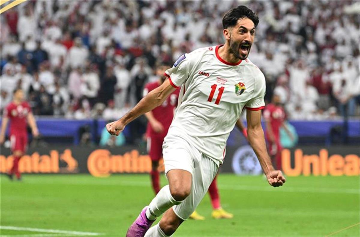 يزن النعيمات صفقة حُسمت واختفت فجأة.. لغز جديد يربك حسابات الأهلي