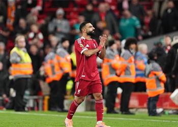 ستيف نيكول لا يجب رحيل صلاح قبل التعاقد مع هذا اللاعب