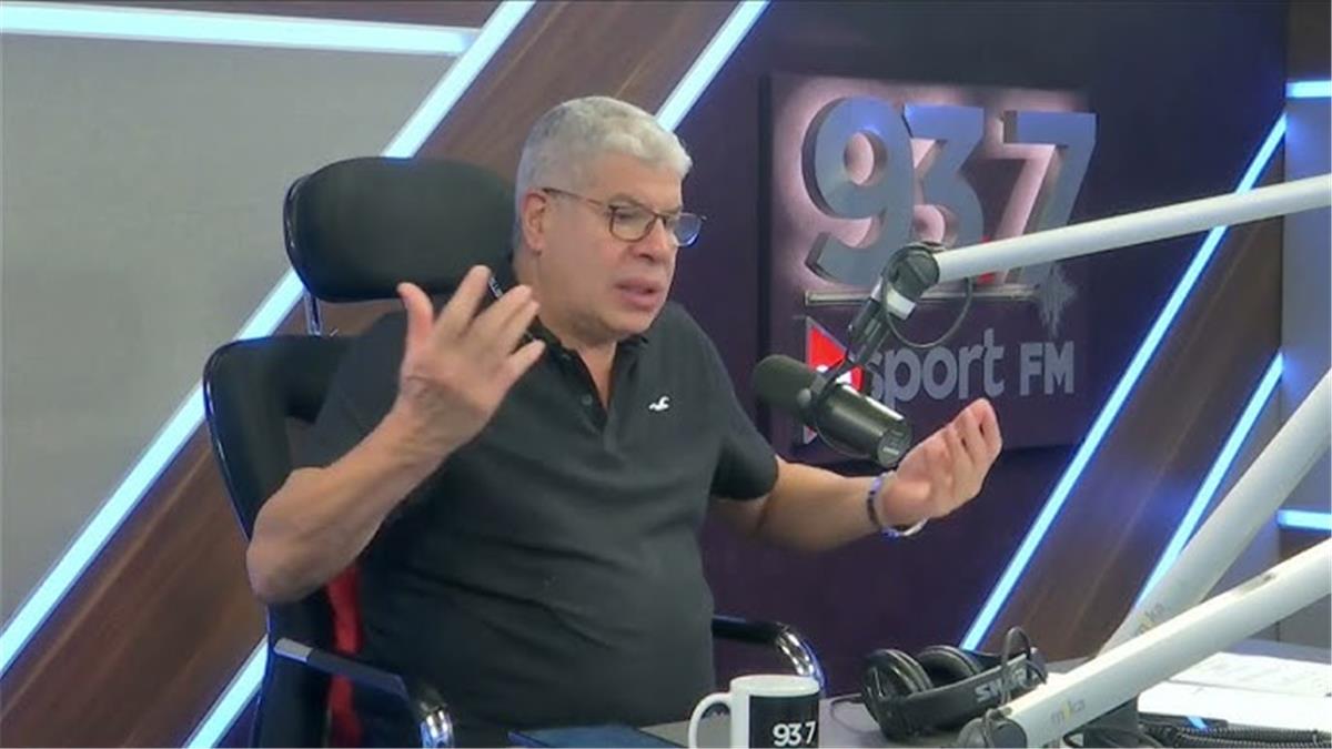 شوبير: أنا محروق على الزمالك أكثر من جماهيره.. ولا تقارن نفسك بـ الأهلي