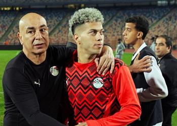 أيمن عبد العزيز لاعب الأهلي متكامل ويمنح منتخب مصر قوة وأفضلية