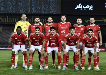 موقف رباعي الأهلي من التجديد الشحات الأقرب