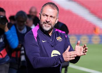 لابورتا يحسم مصير هانز فليك بعد انتهاء عقده مع برشلونة