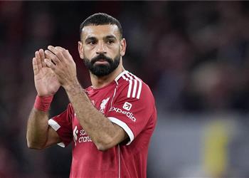 مدير ليفربول السابق يشبه محمد صلاح بـ الموظف ويؤكد عليه التواضع