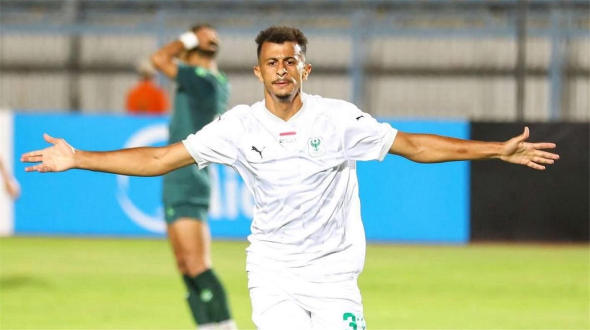 خاص | بعد عمر الساعي.. لاعب الأهلي يدخل اهتمامات المصري البورسعيدي