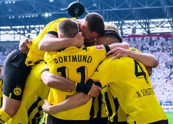 بعد اهتمام ليفربول وبرشلونة أسطورة ألمانيا ينصح لاعب بوروسيا دورتموند بعدم الرحيل