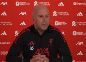 سلوت عن الإساءات بسبب خسائر ليفربول لست غبي ا والجماهير هتفت لي