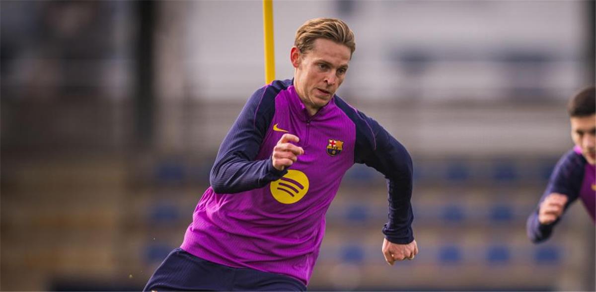 برشلونة يعلن سبب غياب دي يونج عن مباراة أتلتيكو مدريد