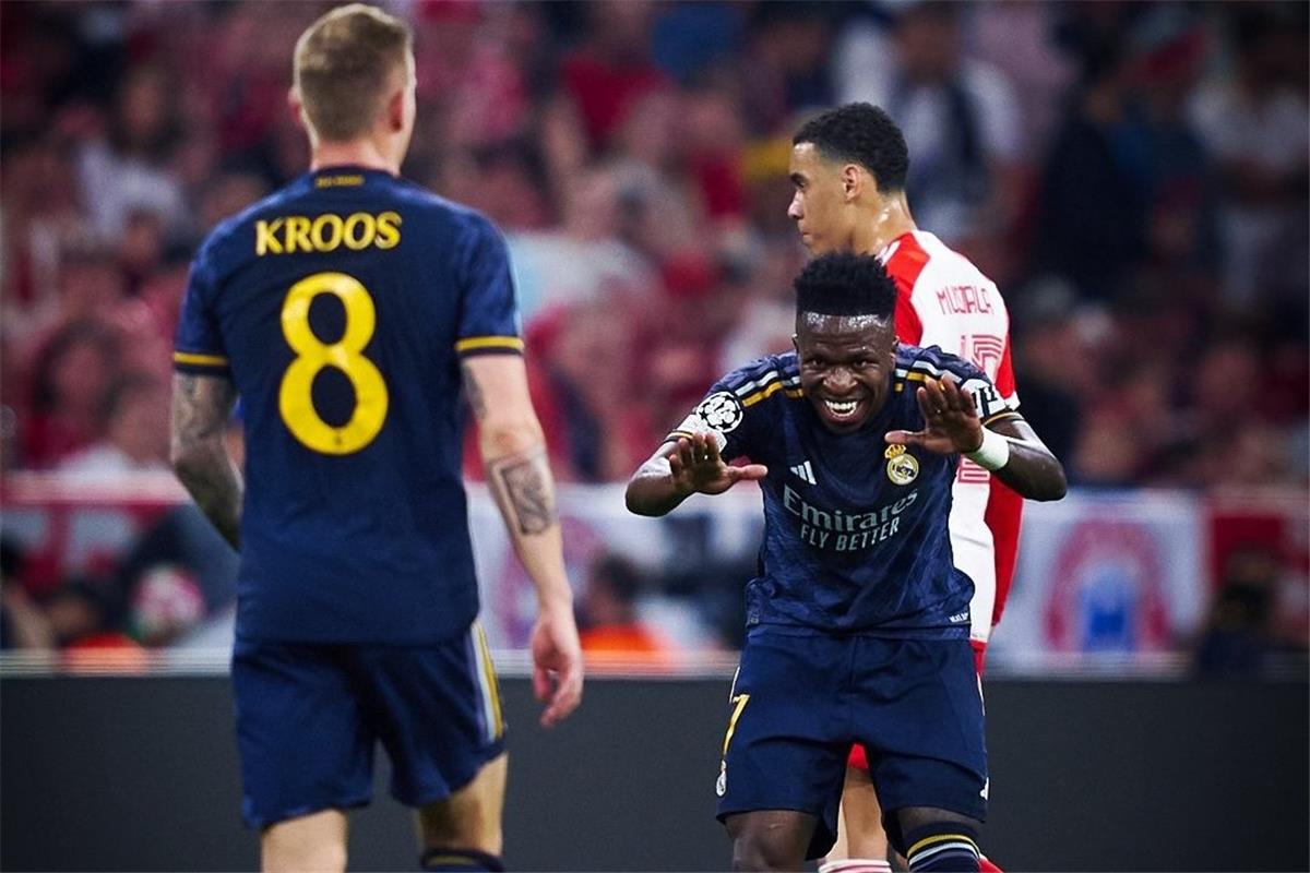 توني كروس يشيد بـ فينيسيوس جونيور ويؤكد: لا تترددوا في انتقادي