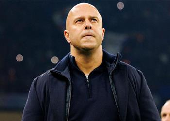 سلوت يكشف سر تحسن مستوى لاعب ليفربول قبل لقاء توتنهام