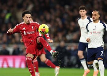 حالة طرد في مباراة ليفربول وتوتنهام بـ الدوري الإنجليزي