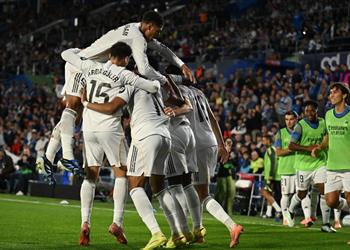 تشكيل ريال مدريد أمام إشبيلية في الدوري الإسباني ثلاثي هجومي