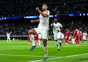 فيديو بيلينجهام يسجل هدف ريال مدريد الأول أمام إشبيلية